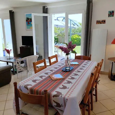 Holiday Home, Plouneour Plages *